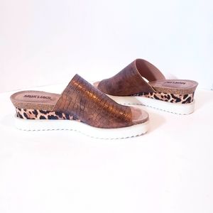 Muk Luks Wedge Sandals